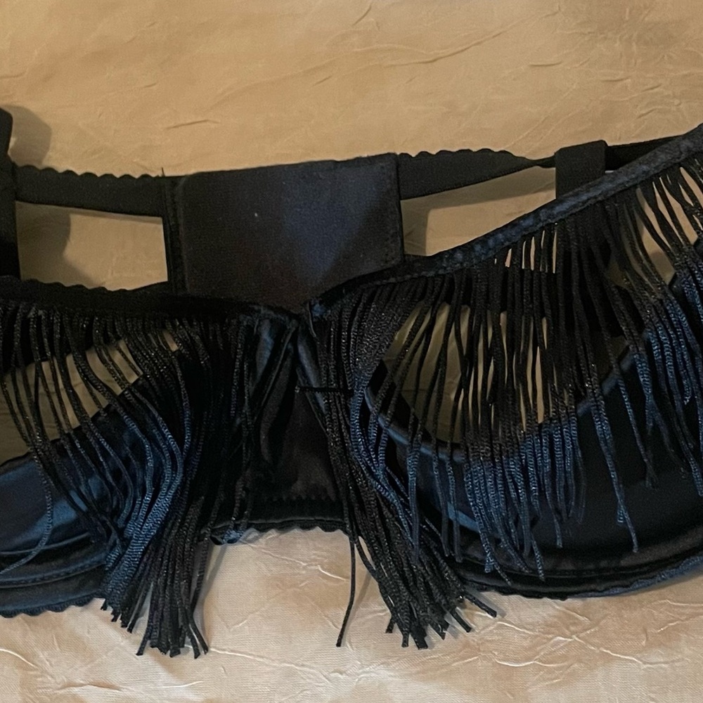 Victoria's Secret Black Fringe Bra - Picture 7 of 12